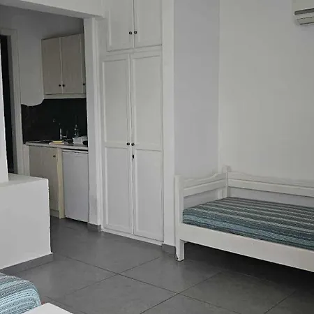 Louis Armeos Aparthotel